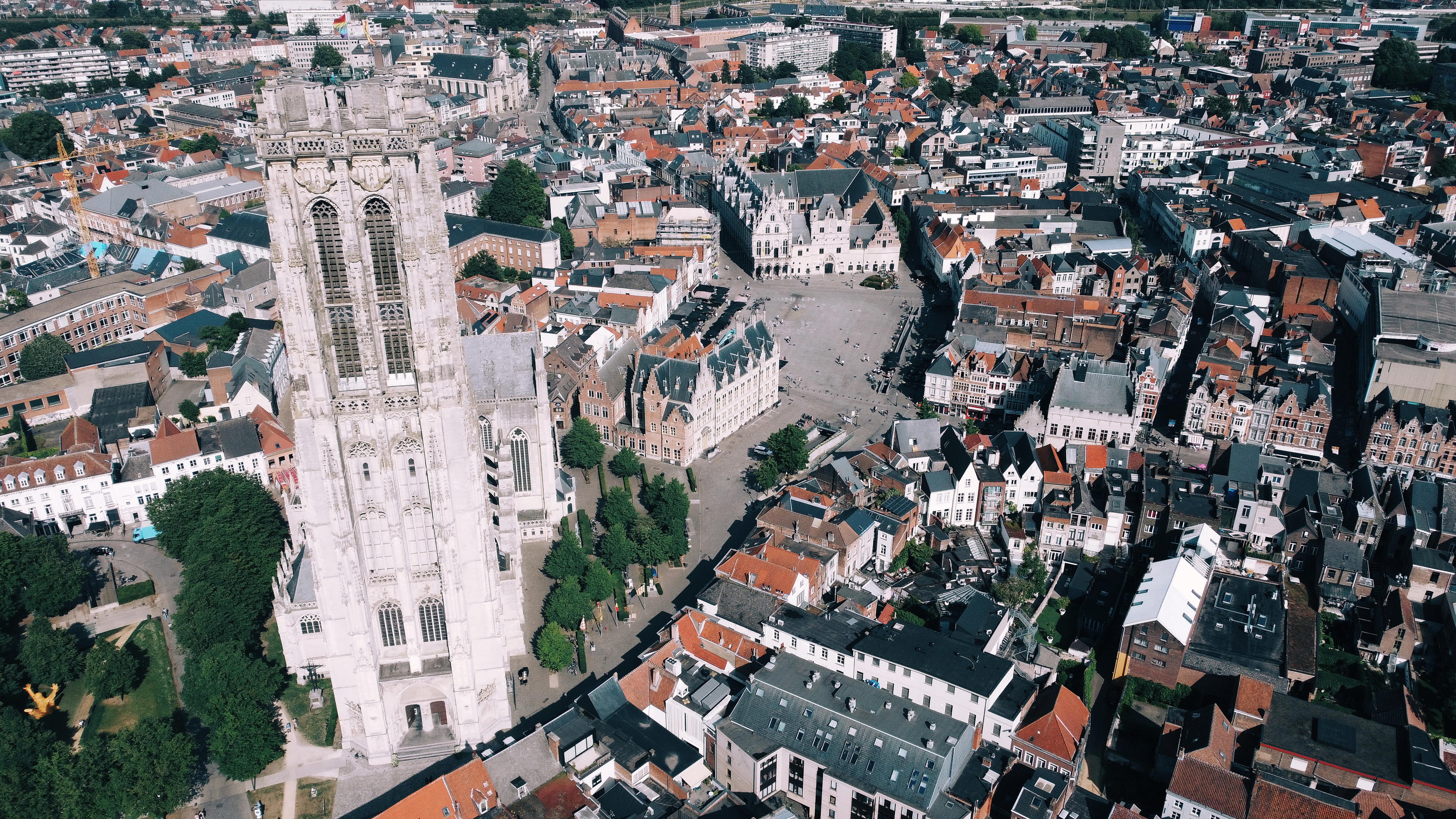 130 colleagues who played the Urban Hunt team building in Ypres.