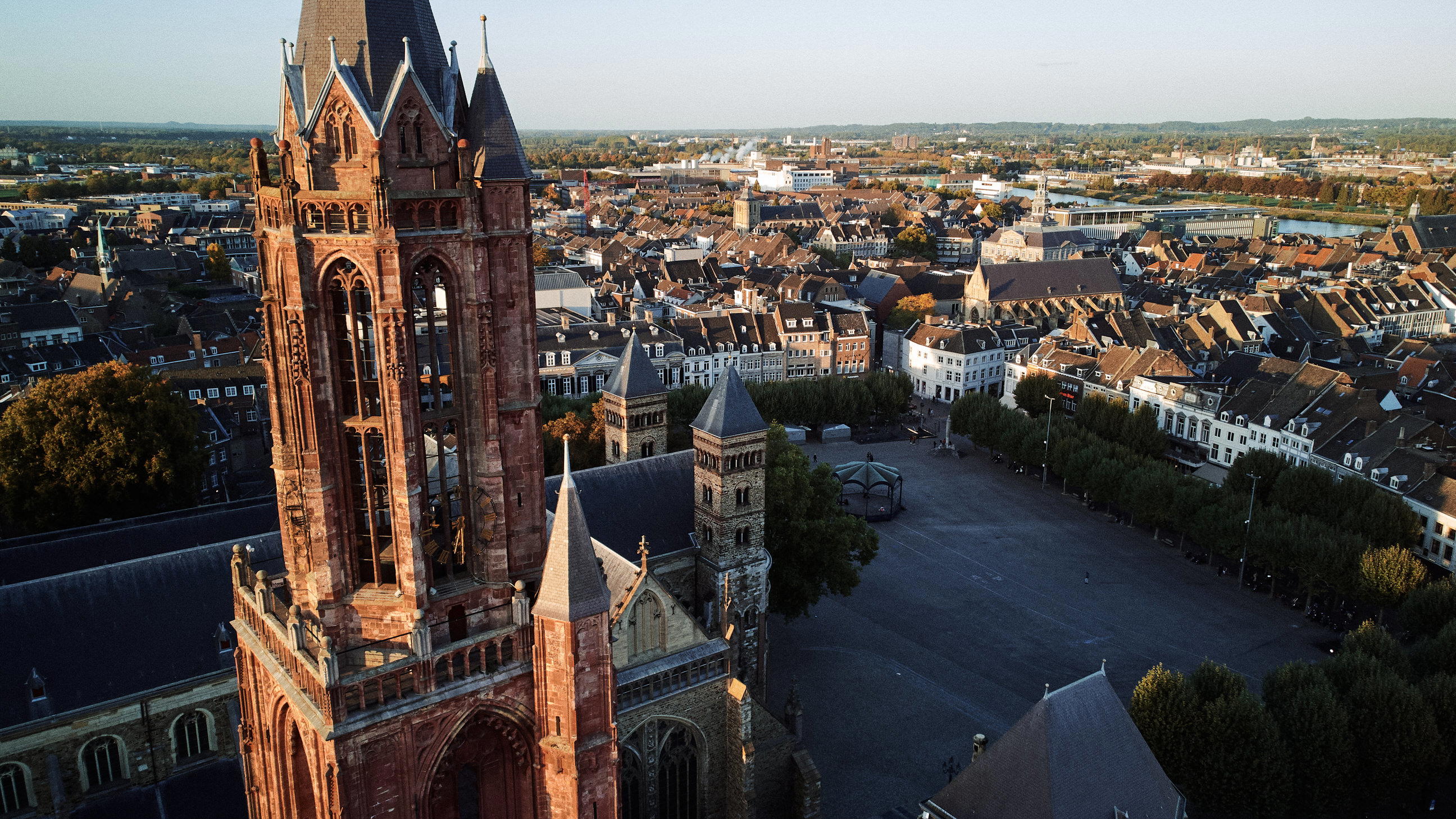 130 collega's die de teambuilding van Urban Hunt in Ieper speelden.